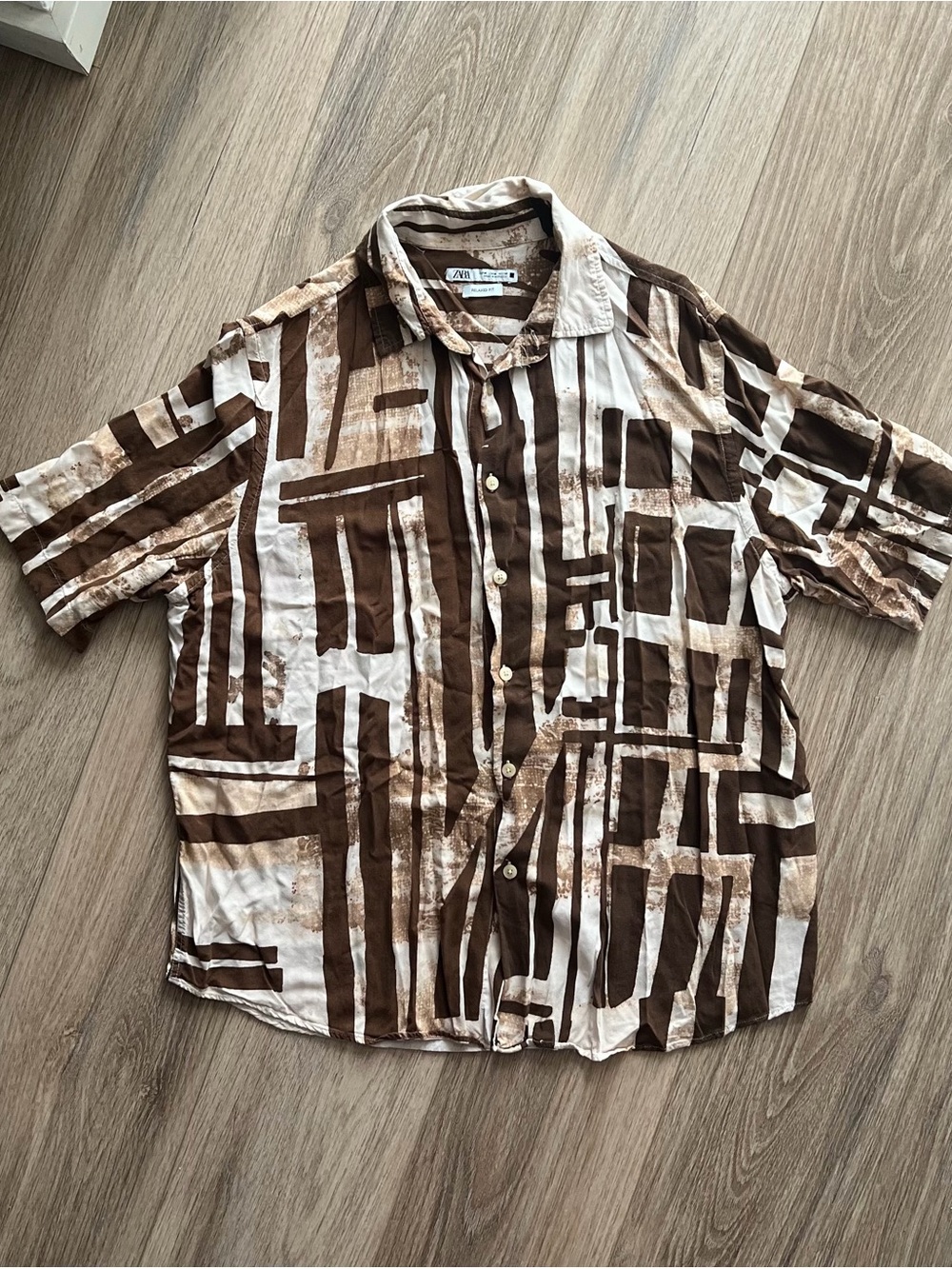 Zara Men's short-sleeve relaxed shirt